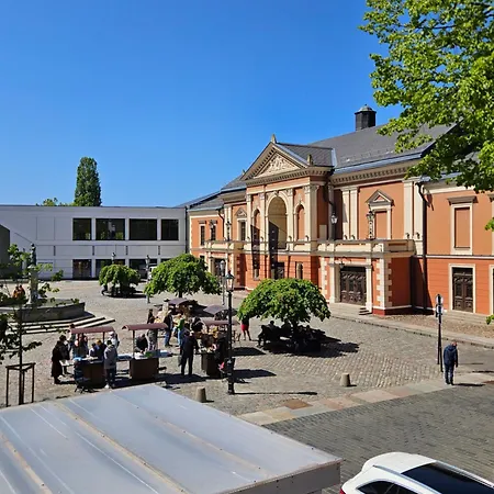 Teatro Aikstes Apartamentai *