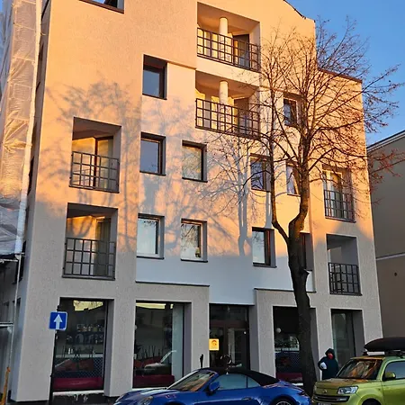 Teatro Aikstes Apartamentai * Klaipėda